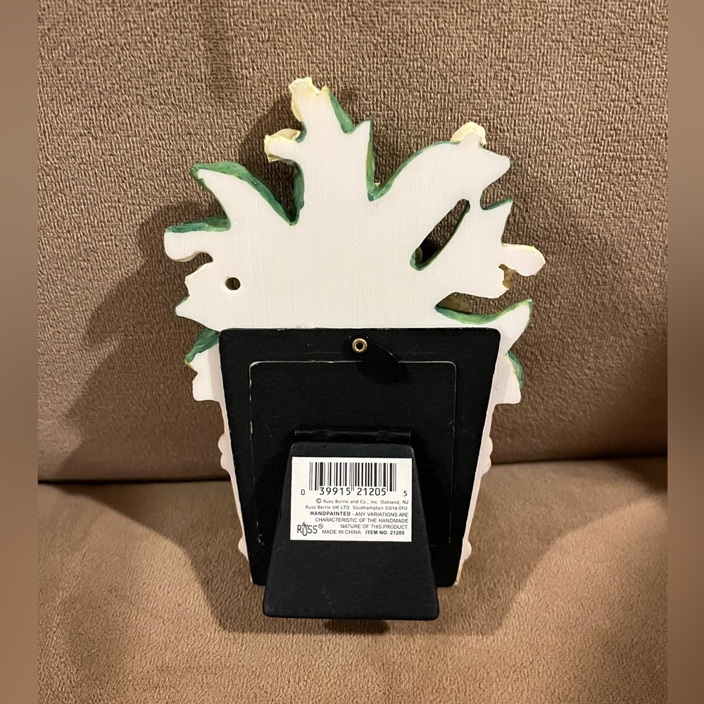 Lily of the Valley Picture frame - Picture 2 of 2